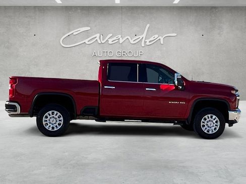 Used 2021 Chevrolet Silverado 2500 LTZ w/ LTZ Convenience Package RWD image 17