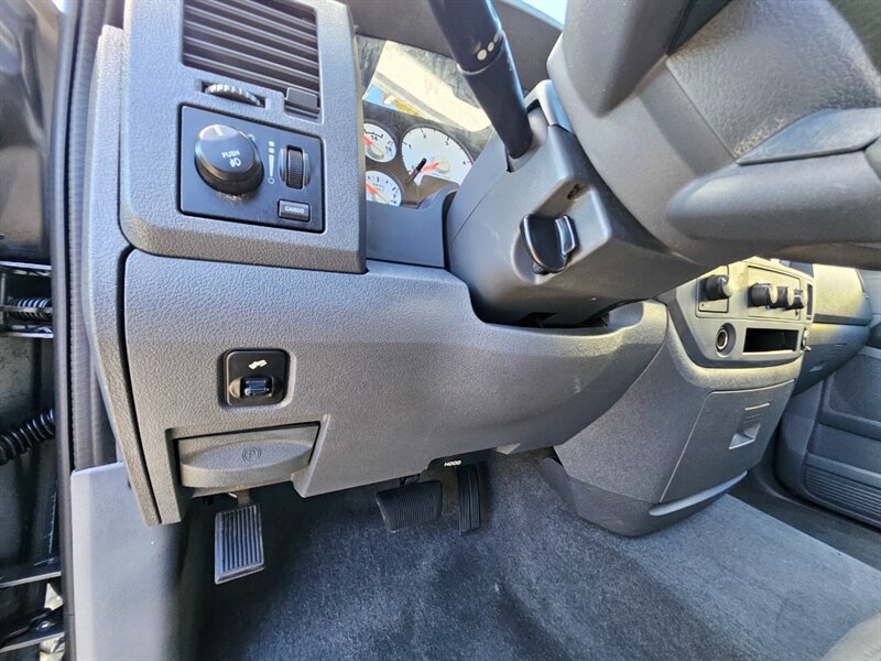Used 2006 Dodge Ram 2500 Truck SLT AWD/4WD image 21
