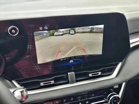 Used 2025 Chevrolet Equinox LT AWD/4WD image 26