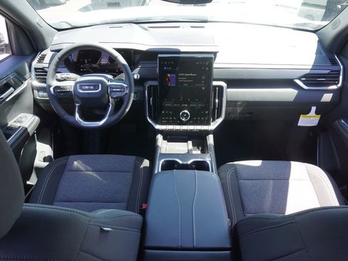 New 2025 GMC Acadia Elevation image 12