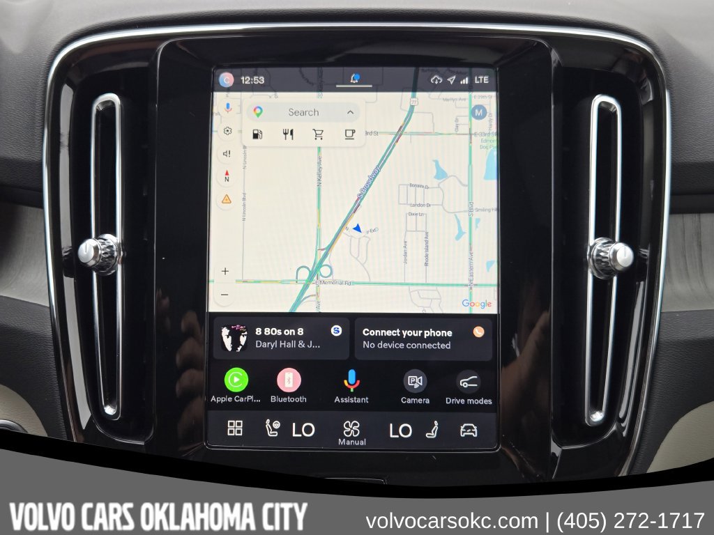 Certified 2024 Volvo XC40 B5 Plus w/ Protection Package Premier AWD/4WD image 17