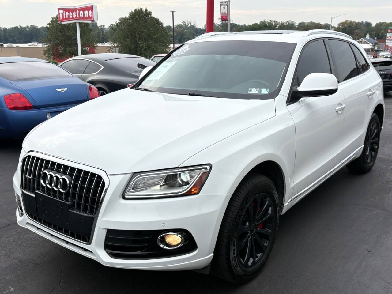 Used 2015 Audi Q5 2.0T Premium Plus w/ Technology Package AWD/4WD image 2