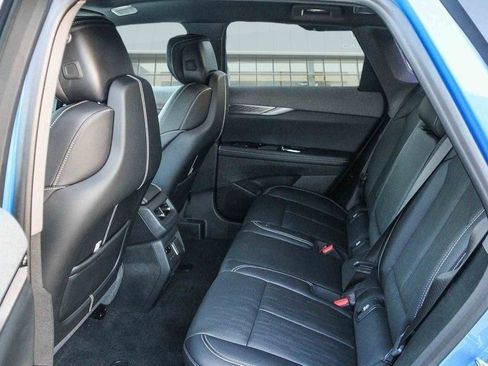 Used 2026 Cadillac Optiq Luxury 2 image 13