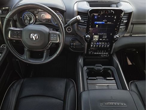 Used 2021 RAM 2500 Limited image 11