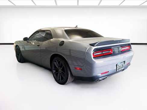 Used 2019 Dodge Challenger R/T Scat Pack RWD image 6