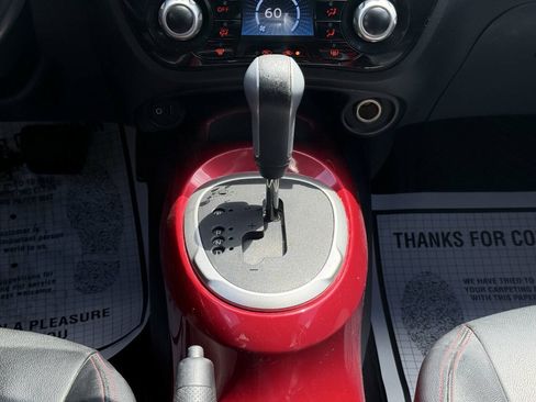 Used 2015 Nissan Juke SL FWD image 19