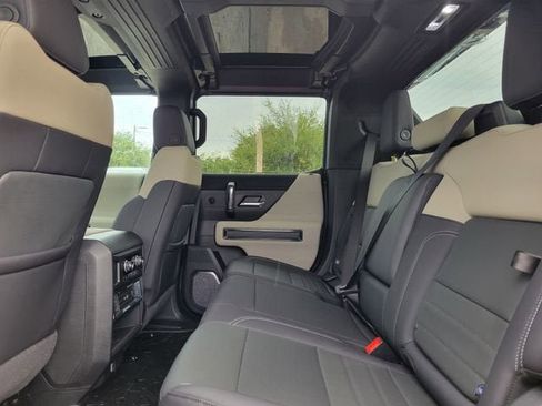 New 2026 GMC Hummer EV SUV image 10