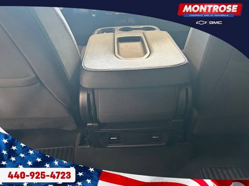 Used 2023 Chevrolet Silverado 1500 Custom AWD/4WD image 23