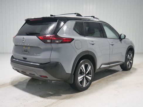 Used 2021 Nissan Rogue SL w/ Premium Package image 5