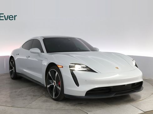 Used 2021 Porsche Taycan 4S w/ Premium Package image 4