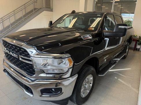 Used 2024 RAM 2500 Big Horn w/ Bed Utility Group AWD/4WD image 2