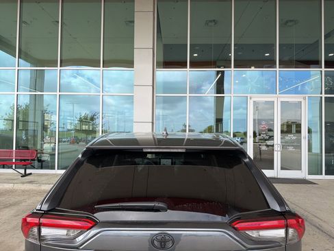 Used 2025 Toyota RAV4 LE image 15