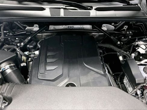 Certified 2025 Audi Q5 Prestige image 13