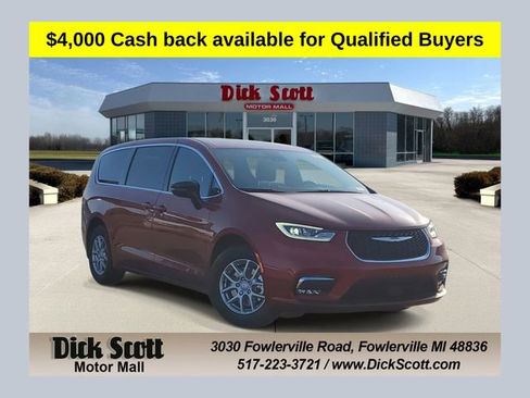 New 2026 Chrysler Pacifica Select image 1