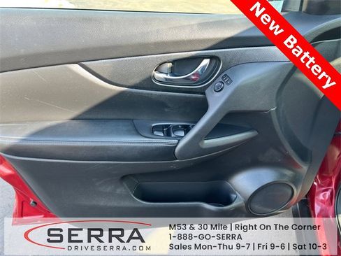 Used 2015 Nissan Rogue SL image 18