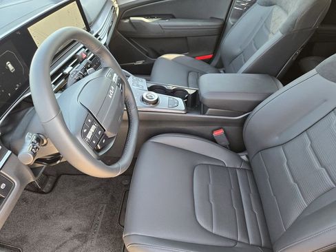 New 2026 Kia Sportage SX Prestige AWD/4WD image 9