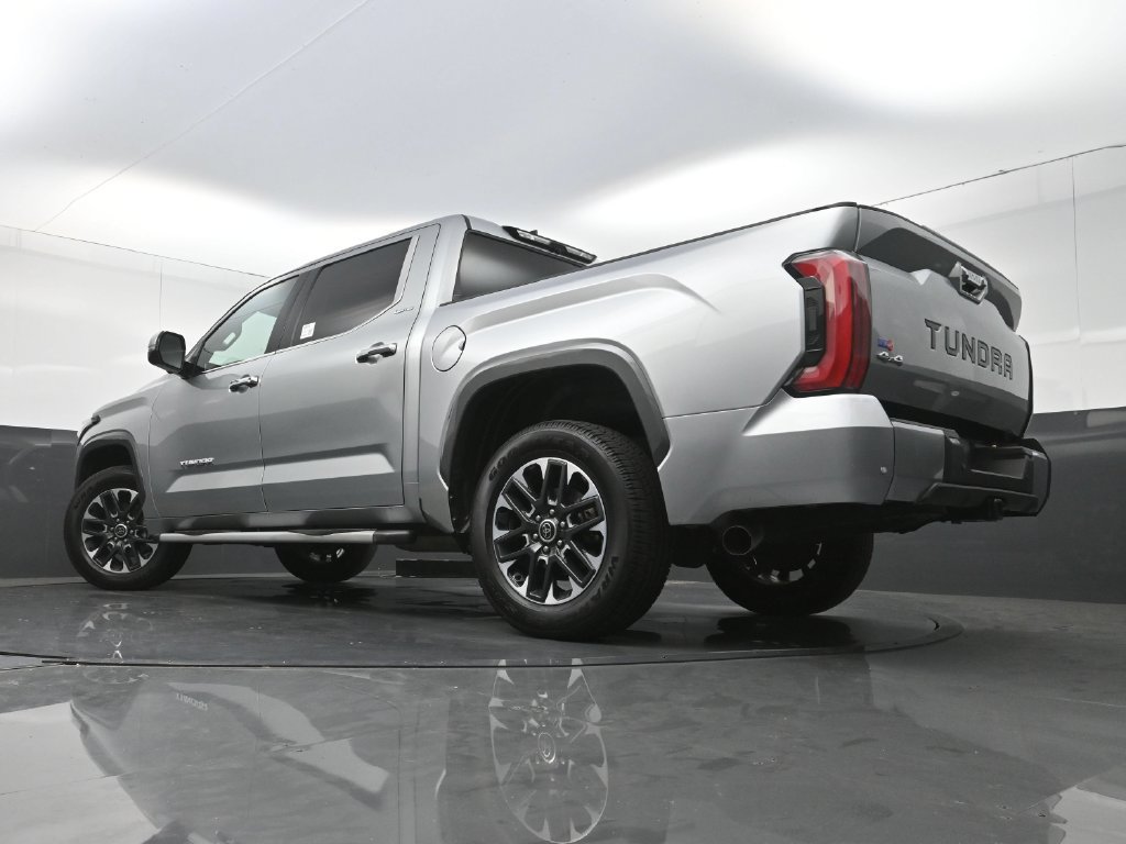 Used 2023 Toyota Tundra Limited AWD/4WD image 32