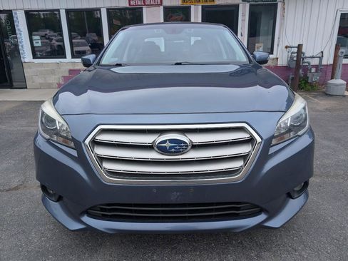 Used 2017 Subaru Legacy 2.5i Limited AWD/4WD image 2