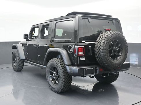Used 2025 Jeep Wrangler Unlimited Sport AWD/4WD image 4