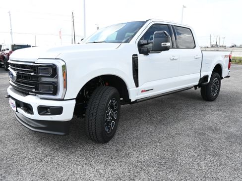 New 2026 Ford F250 Platinum AWD/4WD image 8
