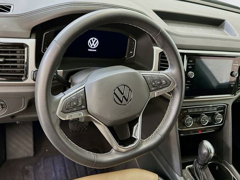 Used 2022 Volkswagen Atlas Cross Sport SE AWD/4WD image 18