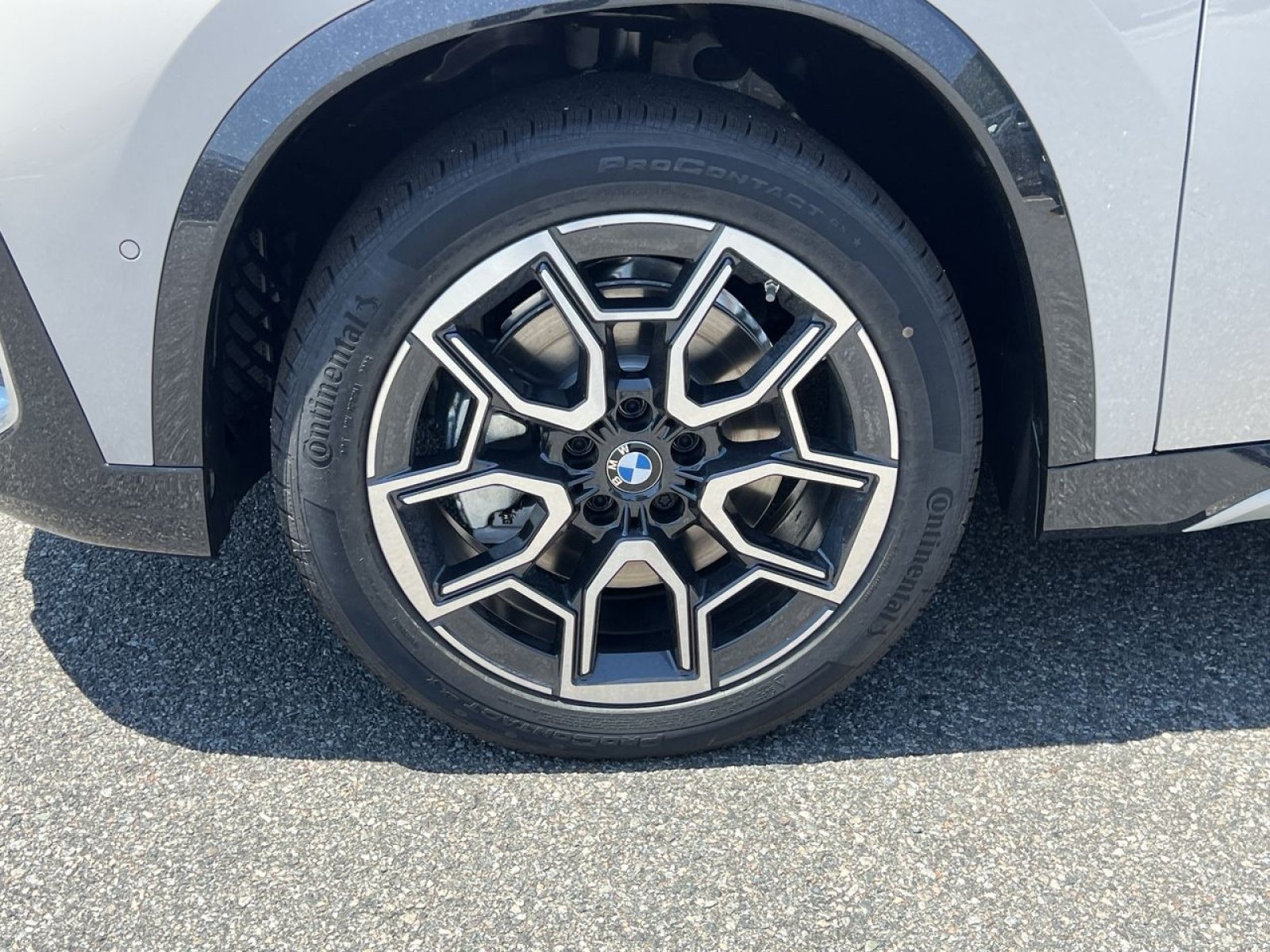 New 2026 BMW X1 xDrive28i w/ Convenience Package AWD/4WD image 9