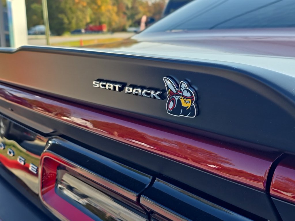 Used 2018 Dodge Challenger R/T Scat Pack RWD image 11