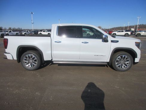 New 2026 GMC Sierra 1500 Denali image 3