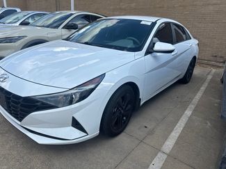 Used 2023 Hyundai Elantra SEL FWD video 1