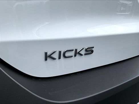 New 2026 Nissan Kicks S FWD image 9