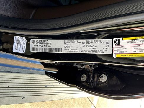 New 2025 RAM 1500 Limited w/ Trailer Tow Group image 8