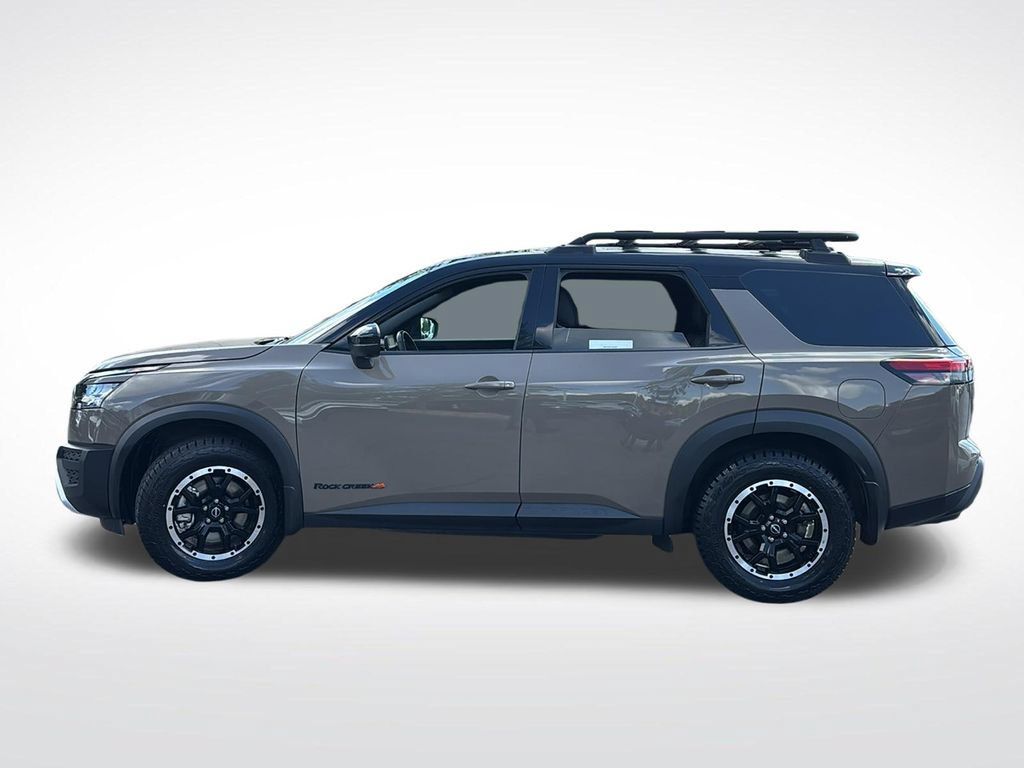 Used 2024 Nissan Pathfinder Rock Creek AWD/4WD image 4