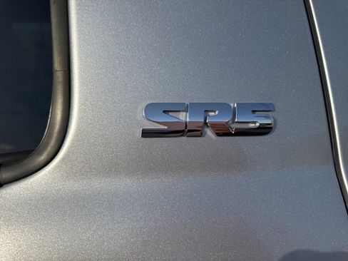 Used 2014 Toyota Tundra SR5 image 13