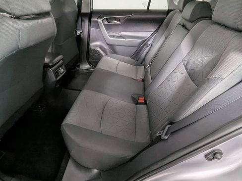 Used 2021 Toyota RAV4 XLE w/ Convenience Package image 45