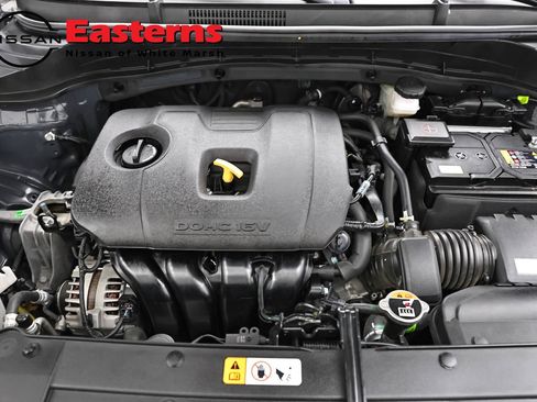 Used 2025 Kia Soul LX w/ LX Technology Package FWD image 7