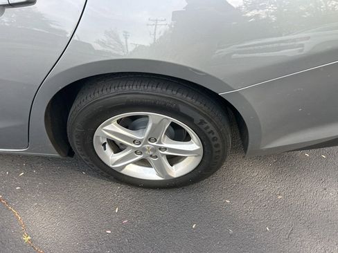 Used 2023 Chevrolet Malibu LS image 14