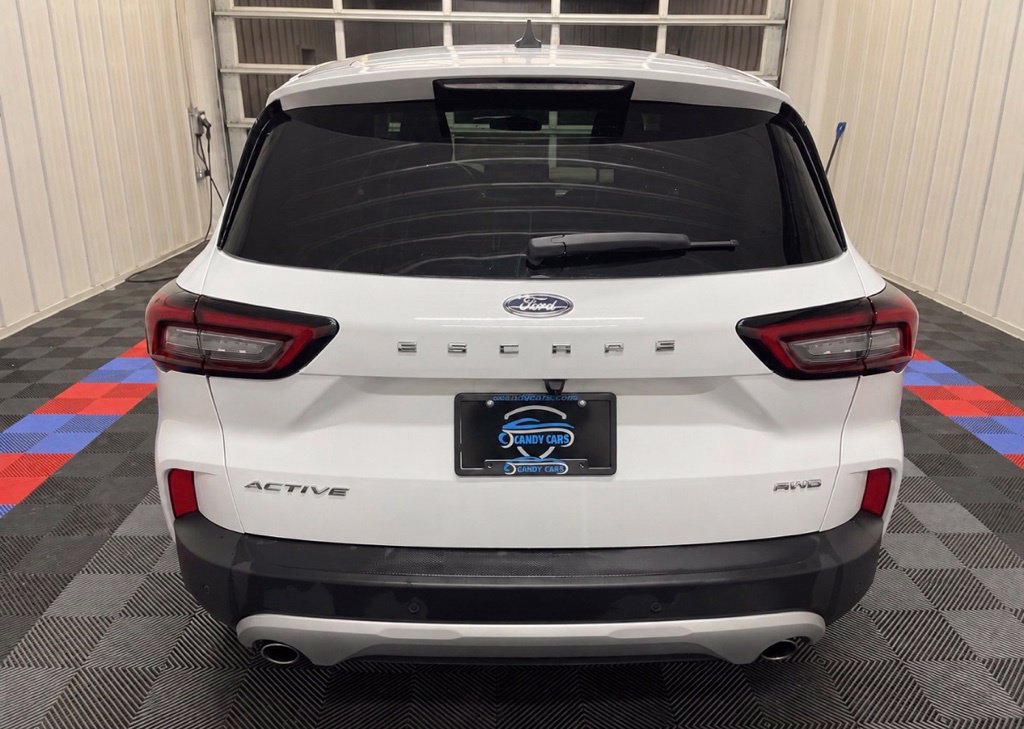 Used 2024 Ford Escape Active AWD/4WD image 5