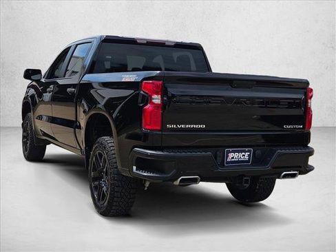 Used 2021 Chevrolet Silverado 1500 Custom Trail Boss AWD/4WD image 7
