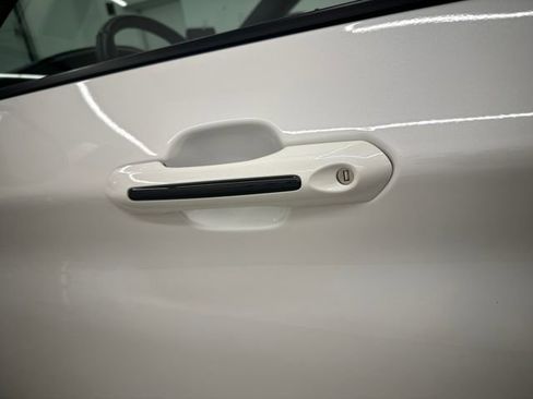 Used 2024 Ford Explorer ST w/ Equipment Group 401A image 25