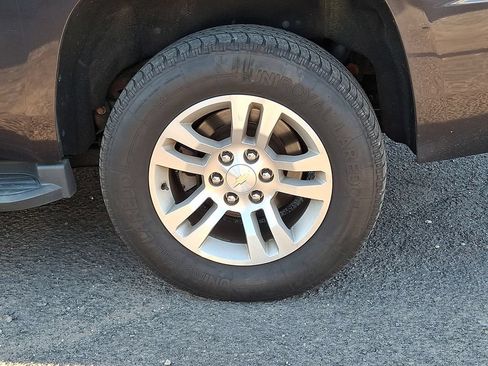 Used 2018 Chevrolet Tahoe LT AWD/4WD image 31