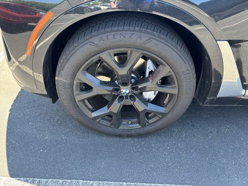 Certified 2026 BMW X7 xDrive40i w/ Executive Package AWD/4WD image 33