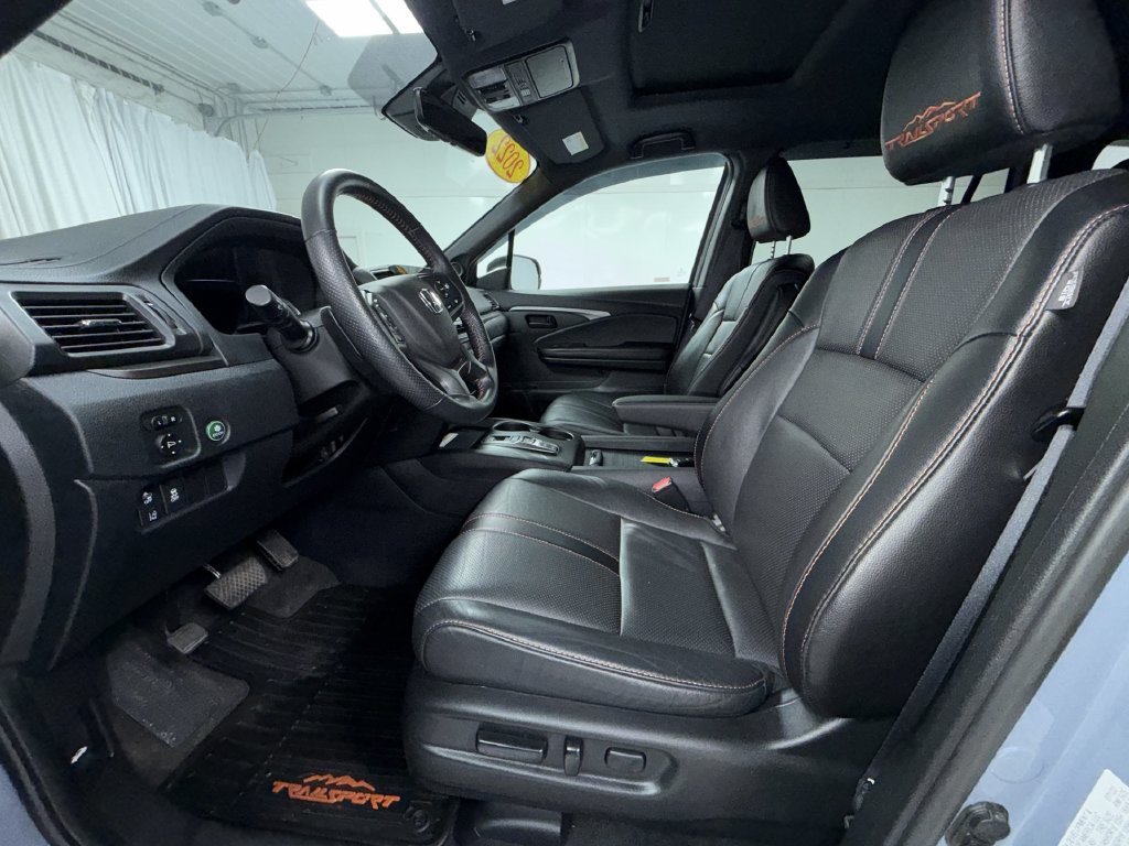 Used 2022 Honda Pilot TrailSport image 12
