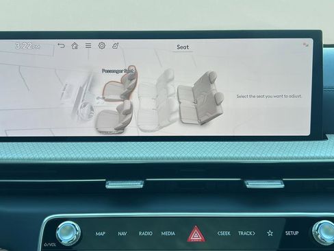 New 2026 Genesis GV80 3.5T Prestige image 32