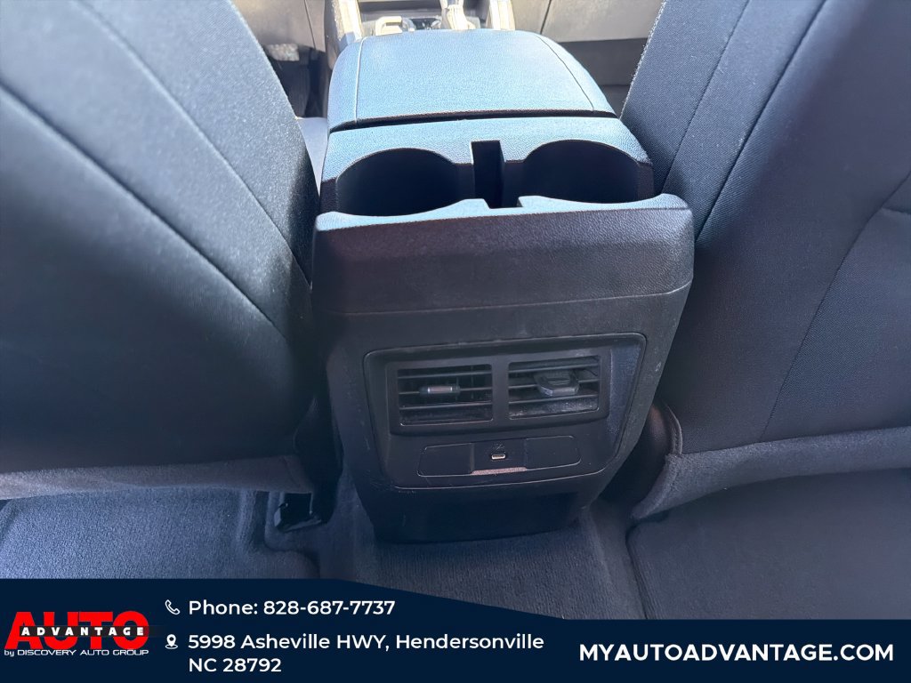 Used 2023 Chevrolet Colorado LT w/ LT Convenience Package RWD image 29