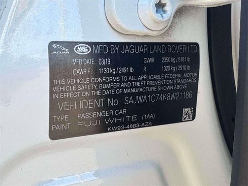 Used 2019 Jaguar XJ R-Sport image 21