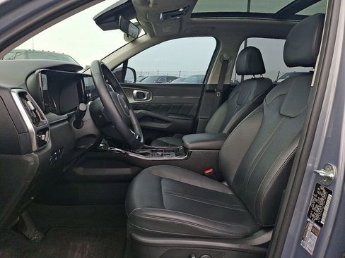 Certified 2022 Kia Sorento SX image 14