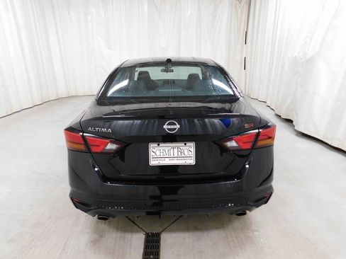 Used 2024 Nissan Altima 2.5 SR image 5