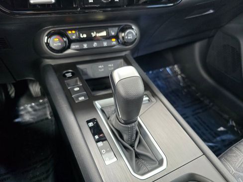 New 2026 Nissan Kicks SV w/ Cold Weather Package image 17