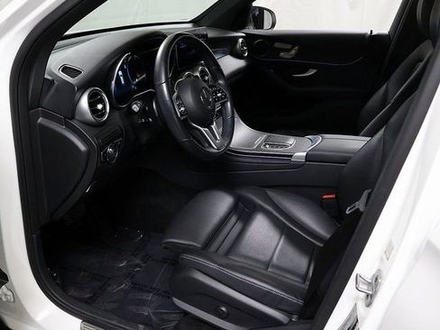 Certified 2022 Mercedes-Benz GLC 300 4MATIC image 11