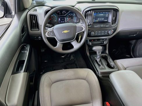 Used 2019 Chevrolet Colorado W/T w/ Custom Special Edition AWD/4WD image 20